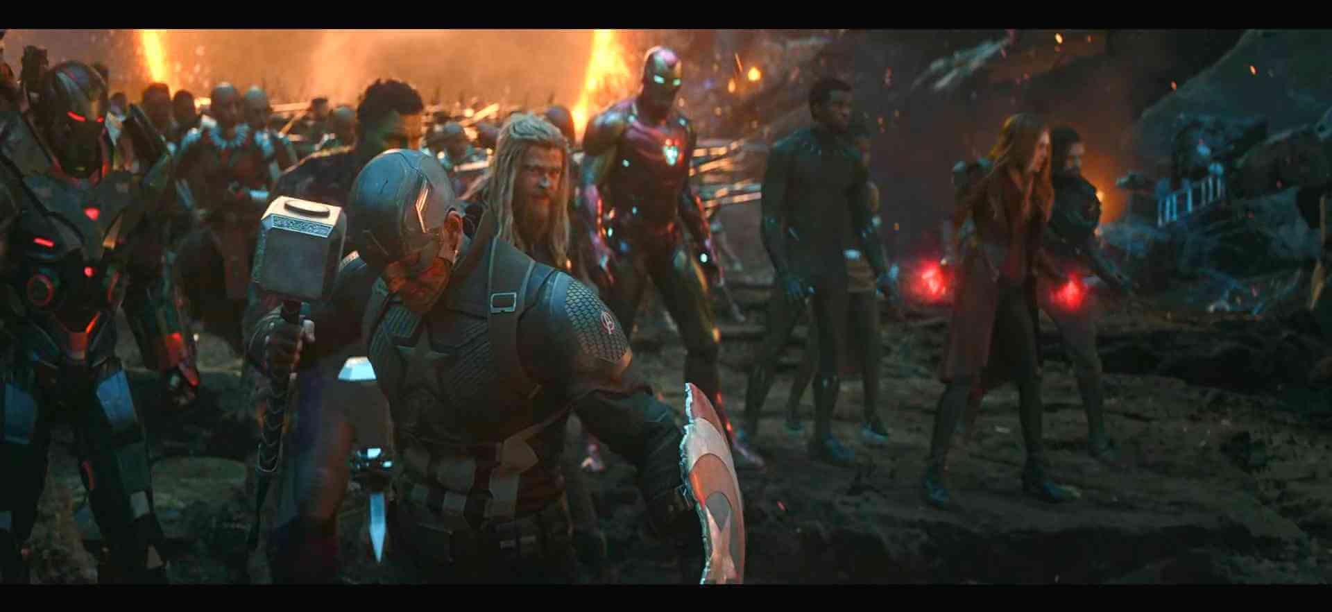 captain-america-thor-hammer-shield-combine-fighting-with-thanos-alongside-the-avengers